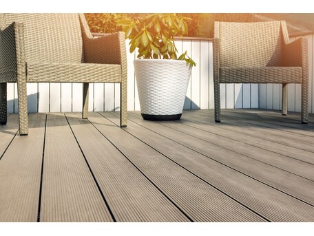 Buitenvloeren  houten terrassen behandelen en verzorgen